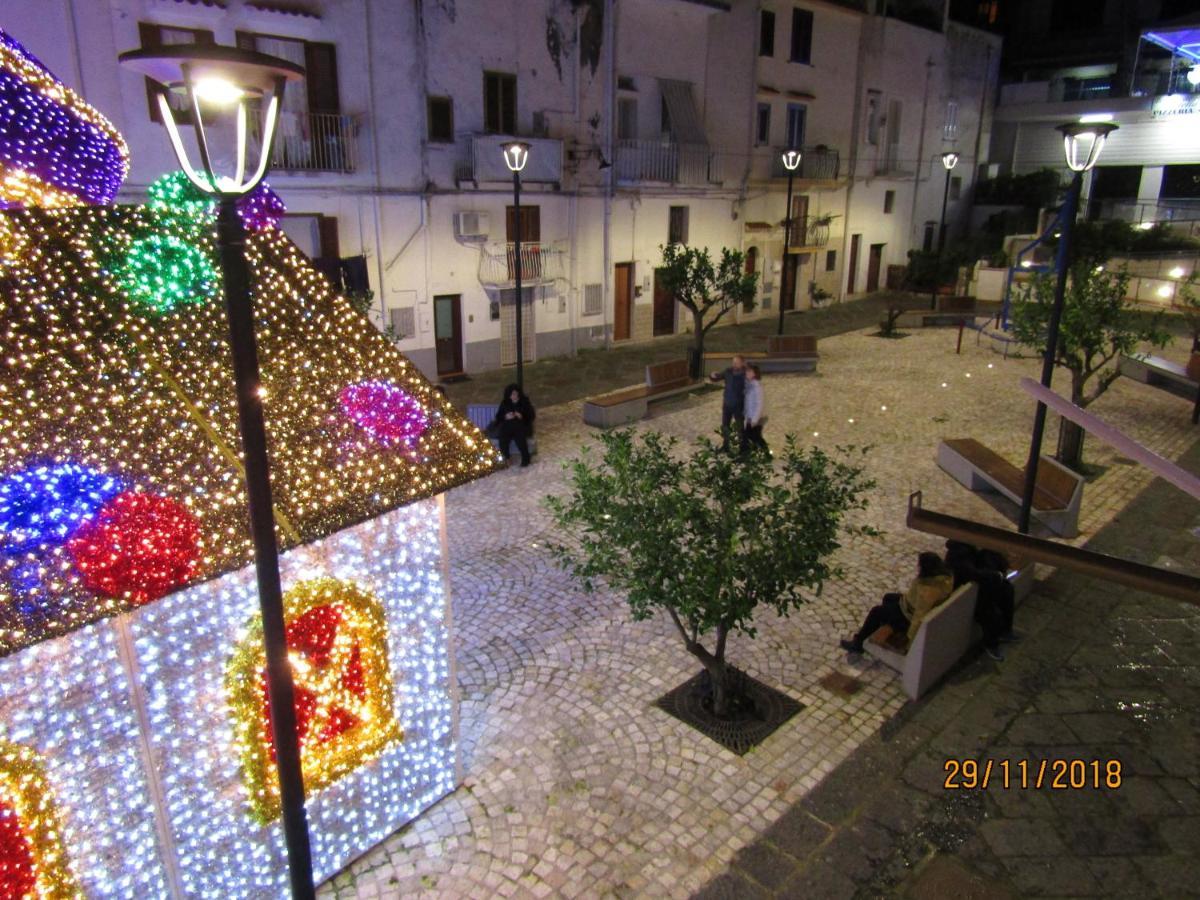 Bed and Breakfast In Piazzetta Gaeta Exterior foto