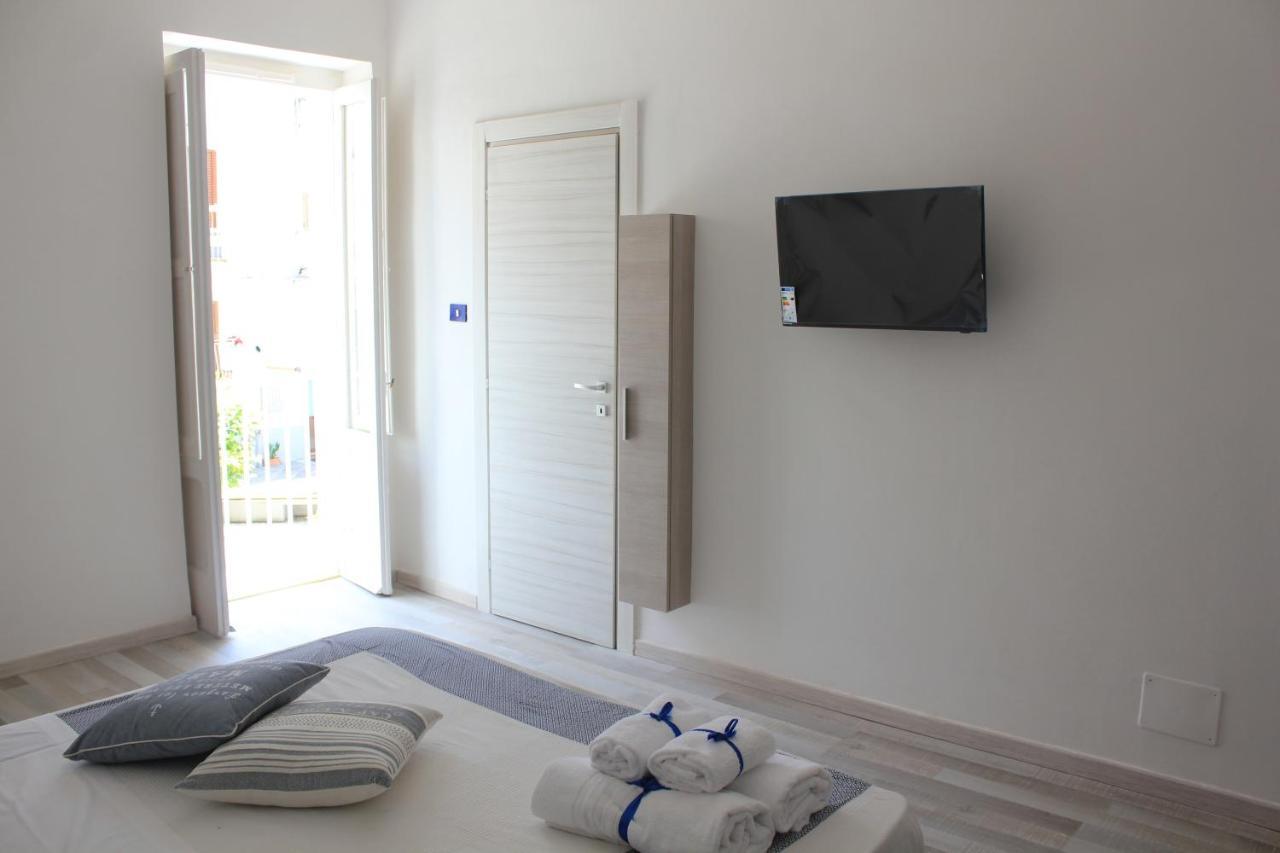 Bed and Breakfast In Piazzetta Gaeta Exterior foto